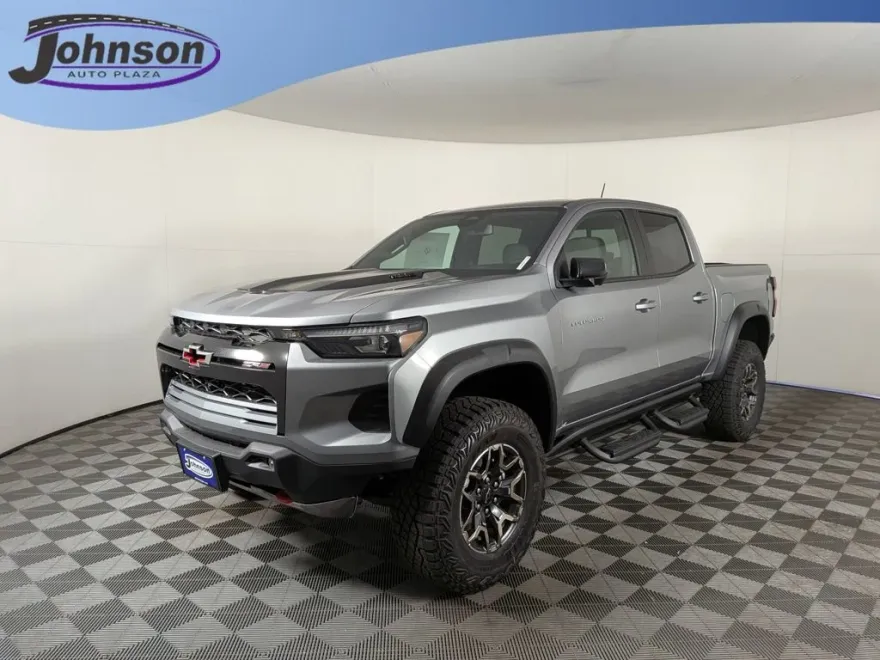 2025 Chevrolet Colorado ZR2 photo 1