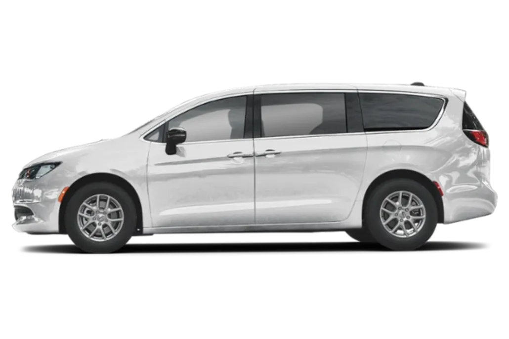 2025 Chrysler Voyager LX photo 1