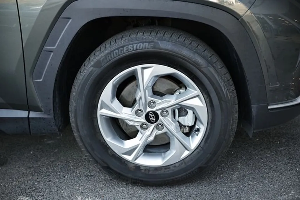 2023 Hyundai Tucson SEL photo 1
