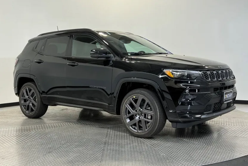 2025 Jeep Compass Limited photo 1