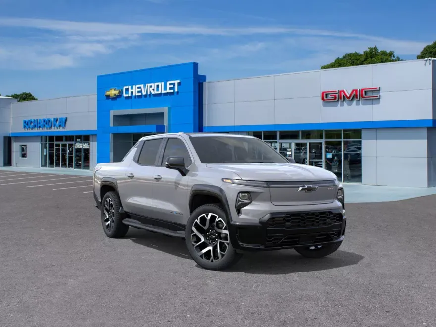 2025 Chevrolet Silverado EV RST photo 1
