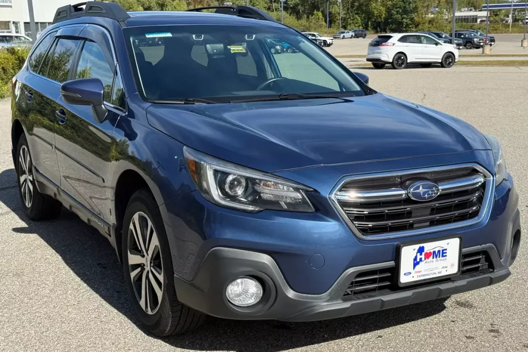 2019 Subaru Outback Limited photo 1