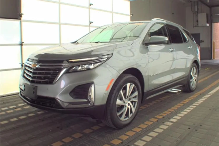 2023 Chevrolet Equinox Premier photo 1