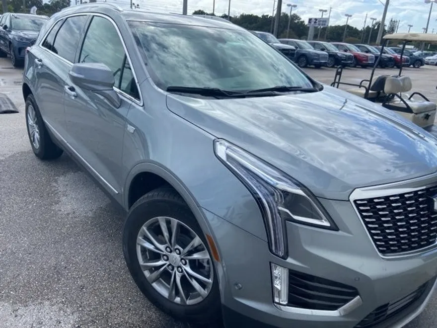 2023 Cadillac XT5 Premium Luxury photo 1