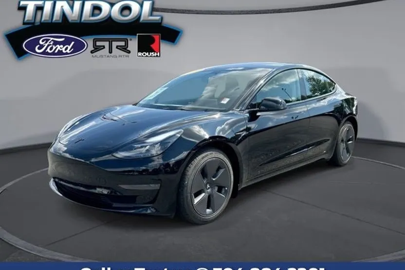 2023 Tesla Model 3 photo 1