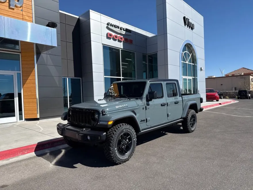2025 Jeep Gladiator Willys photo 1