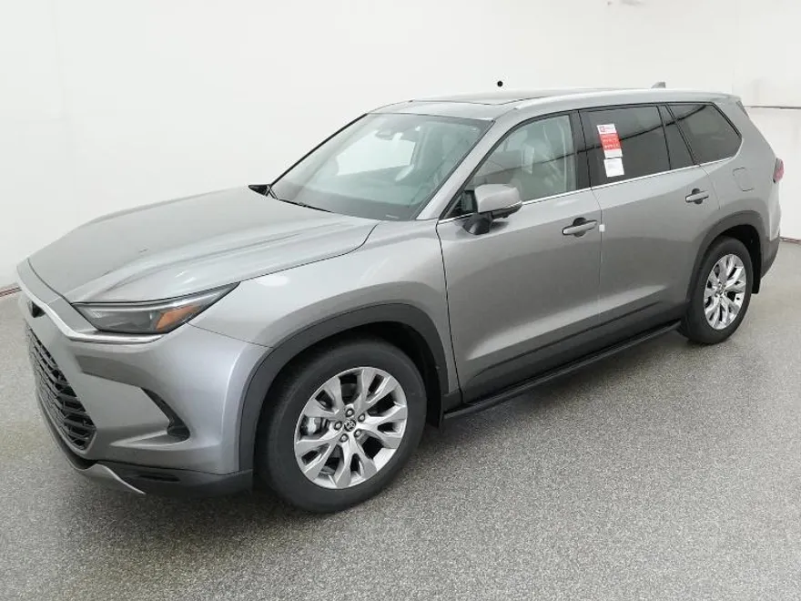 2026 Toyota Highlander Hybrid Limited photo 1