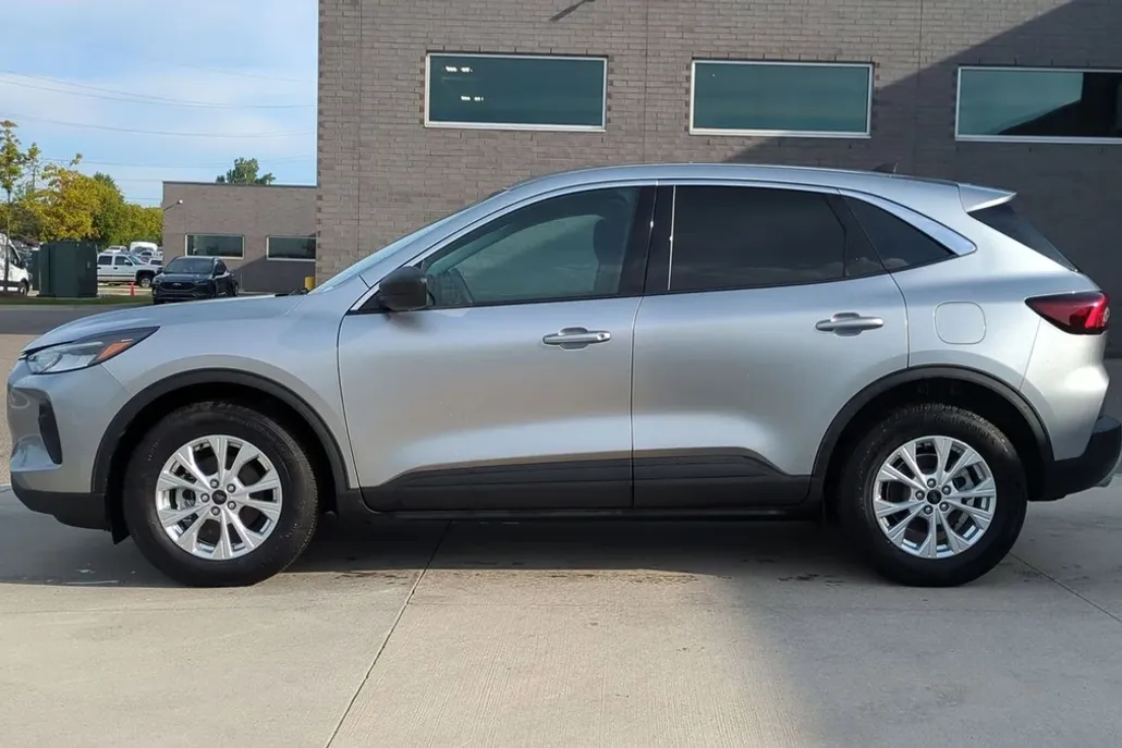 2023 Ford Escape Active photo 1