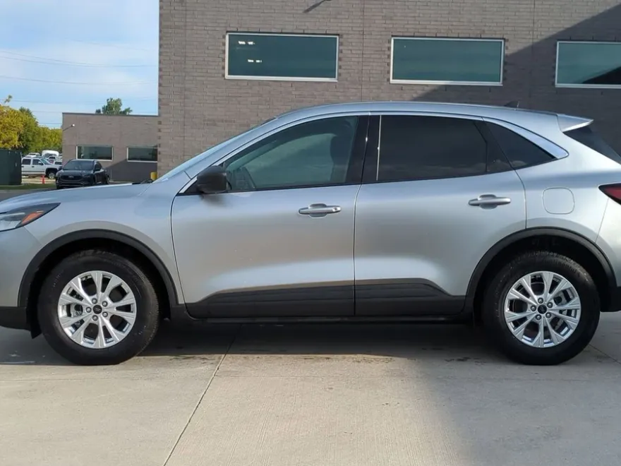 2023 Ford Escape Active photo 1