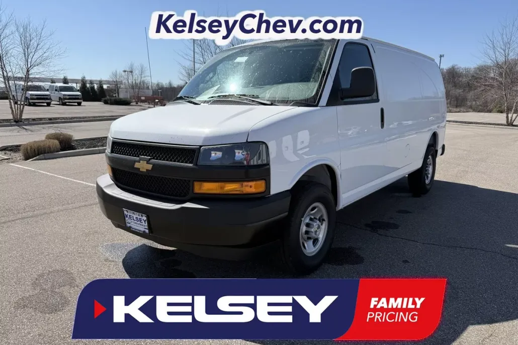 2025 Chevrolet Express Cargo 2500 Van photo 1