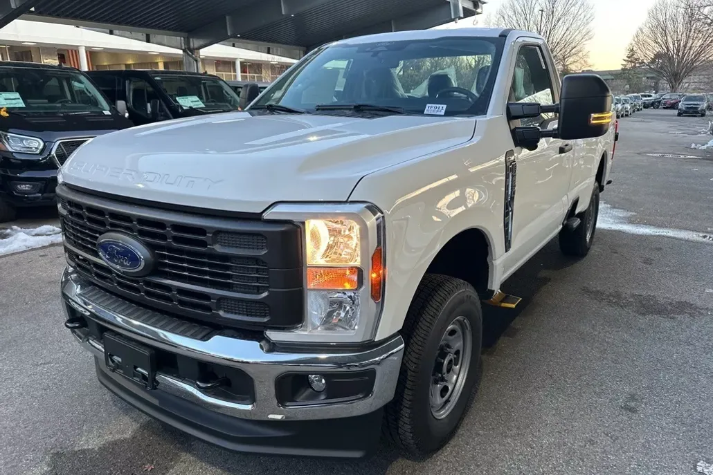 2024 Ford F-250 XL photo 1
