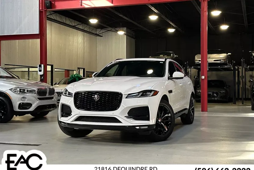 2022 Jaguar F-PACE P250 S photo 1