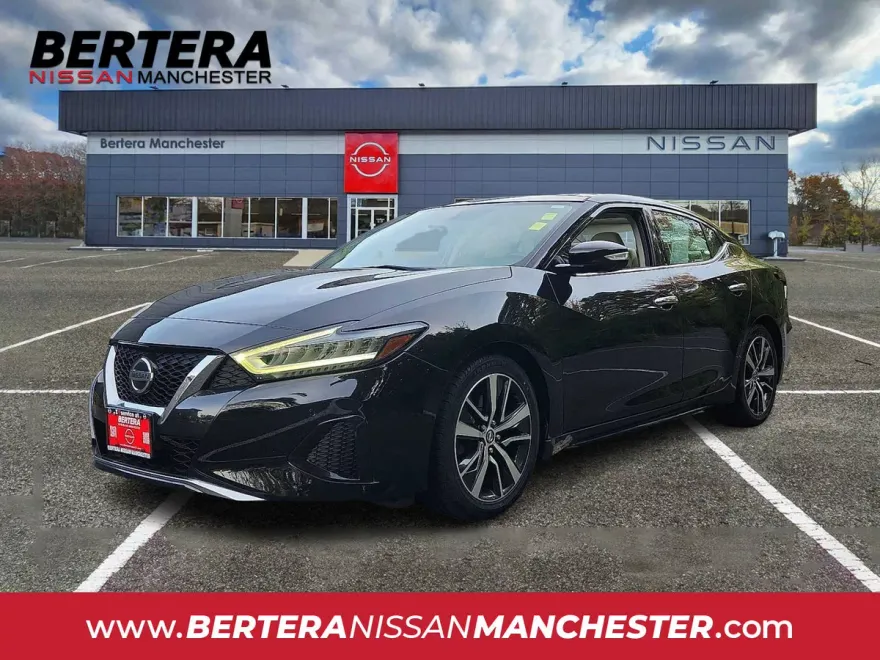 2019 Nissan Maxima SL photo 1