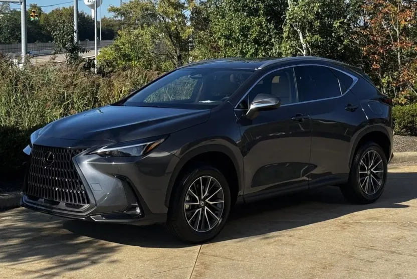 2026 Lexus NX 350 photo 1