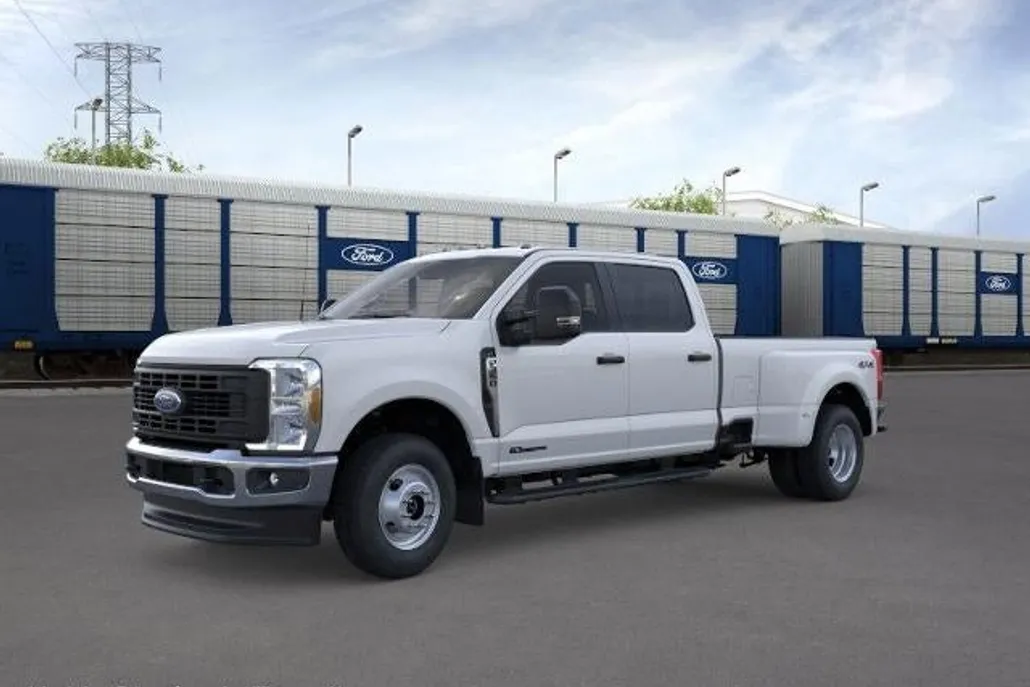 2026 Ford F-350 XL photo 1
