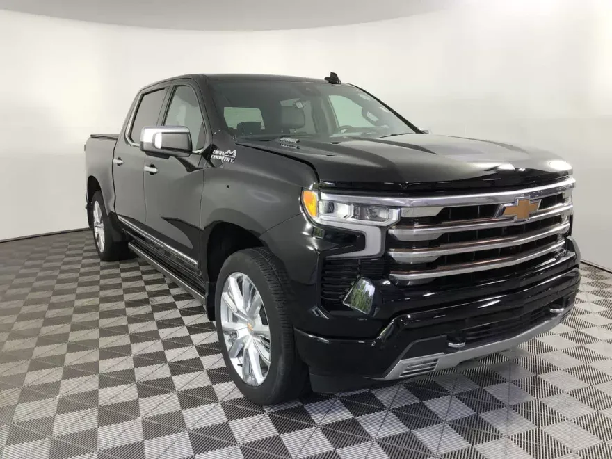 2022 Chevrolet Silverado 1500 High Country photo 1