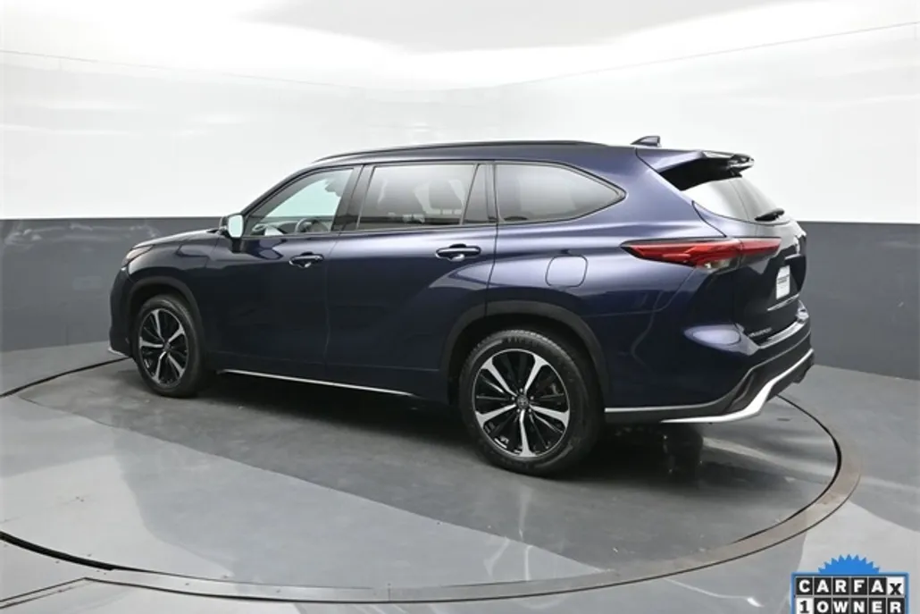2021 Toyota Highlander XSE photo 1