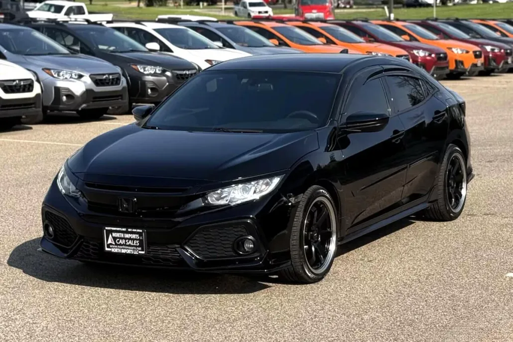 2018 Honda Civic Sport Hatchback photo 1