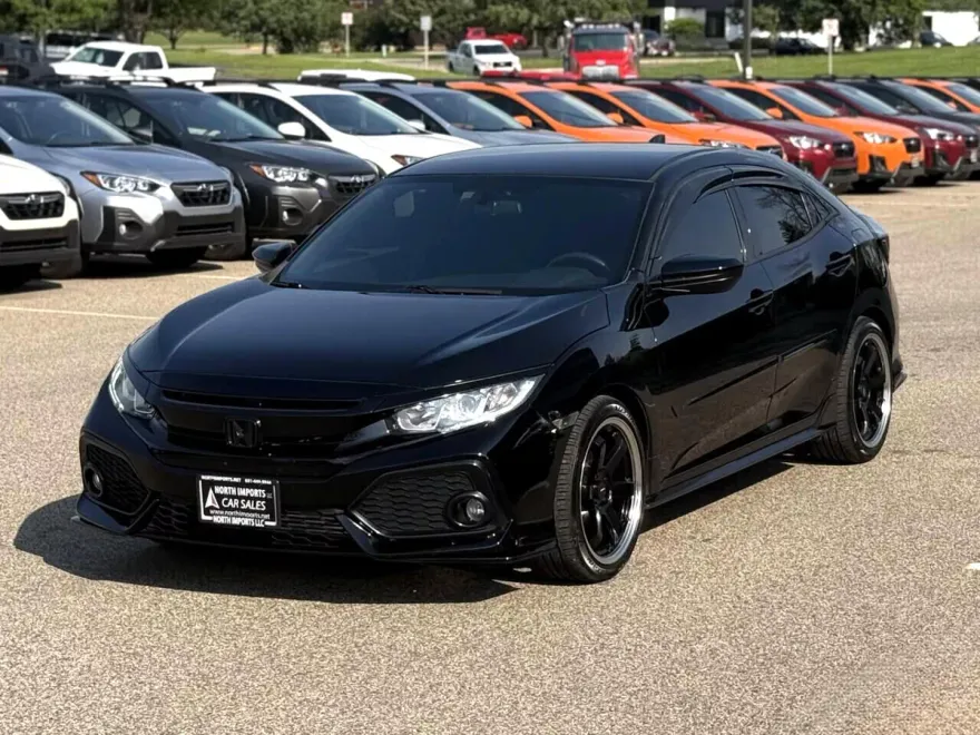 2018 Honda Civic Sport Hatchback photo 1