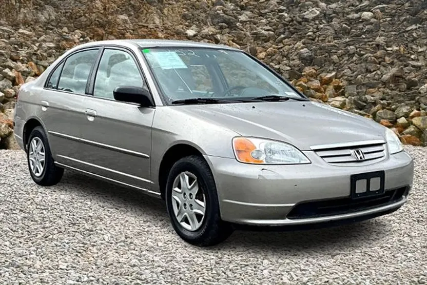2003 Honda Civic LX photo 1