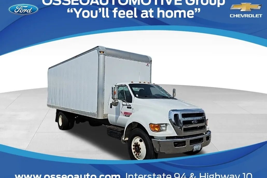 2011 Ford F-750 SuperCab XL photo 1