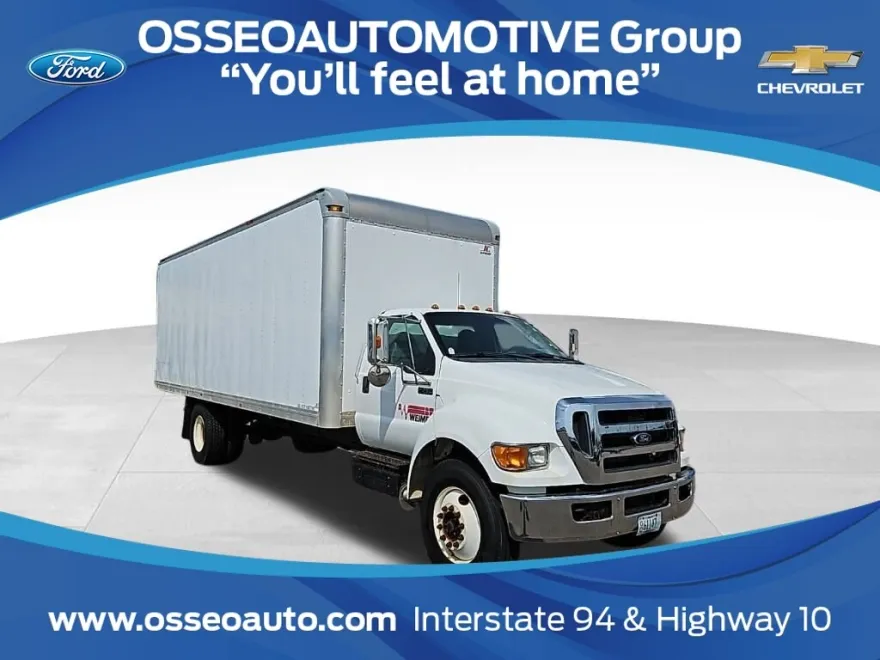 2011 Ford F-750 SuperCab XL photo 1