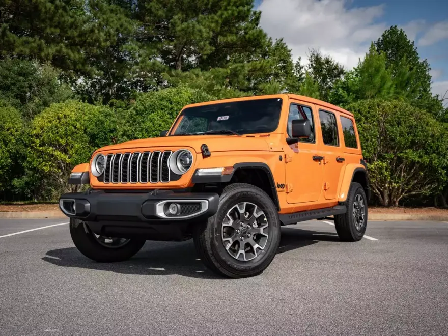 2025 Jeep Wrangler Sahara photo 1