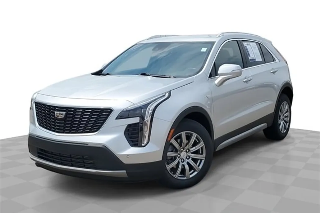 2021 Cadillac XT4 Premium Luxury photo 1