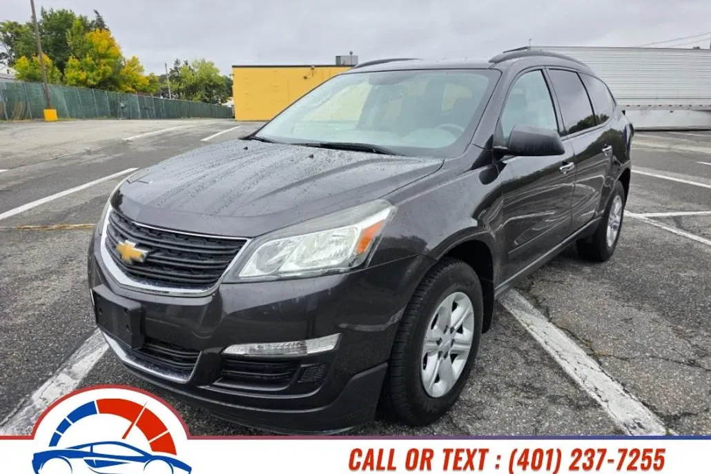 2017 Chevrolet Traverse 1LS photo 1