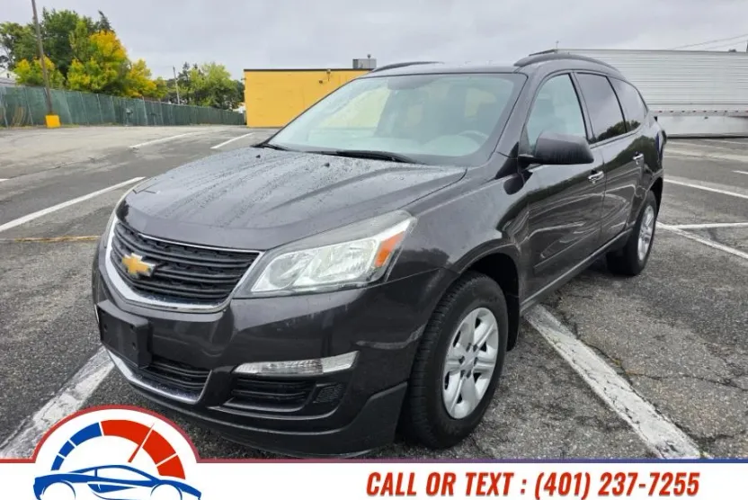 2017 Chevrolet Traverse 1LS photo 1