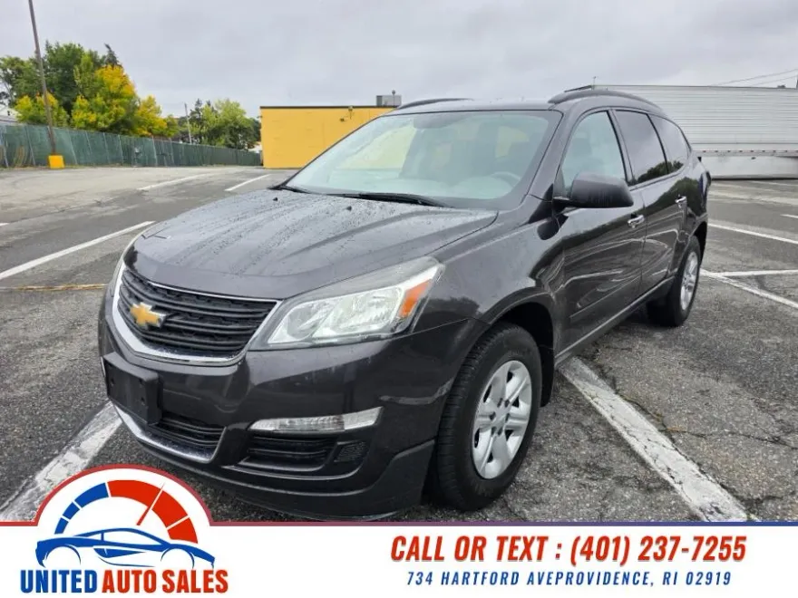 2017 Chevrolet Traverse 1LS photo 1
