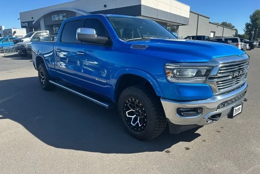 2022 Ram 1500 Laramie photo 1