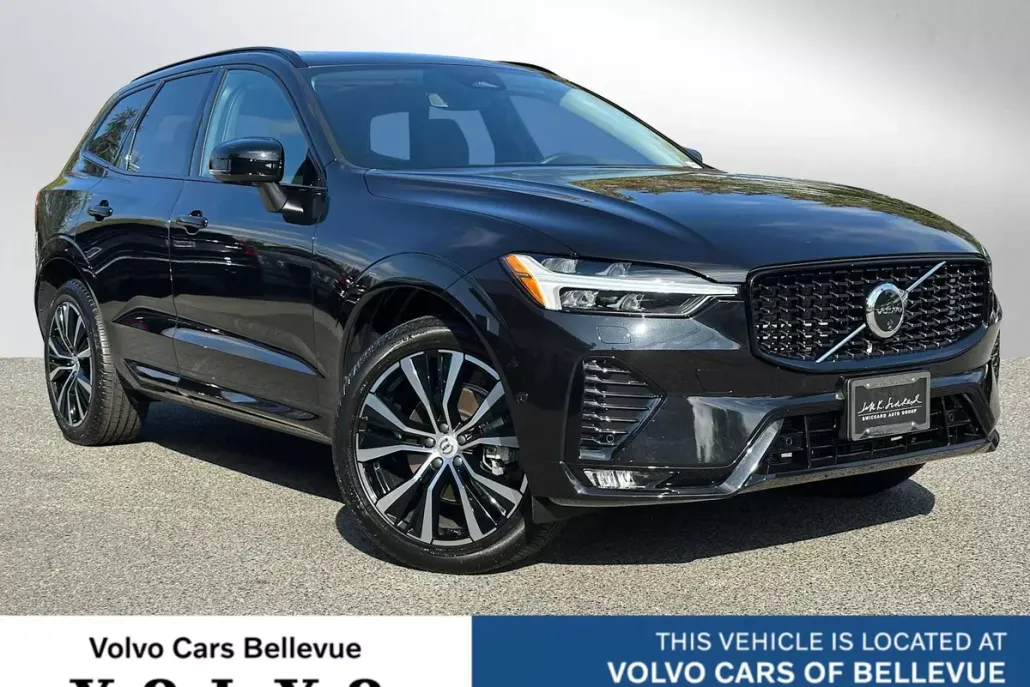2025 Volvo XC60 B5 Plus photo 1