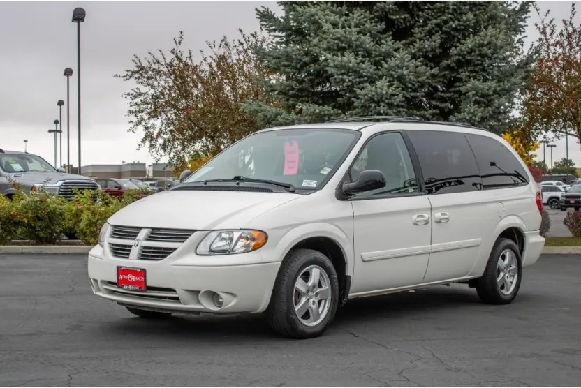 2007 Dodge Grand Caravan SXT photo 1