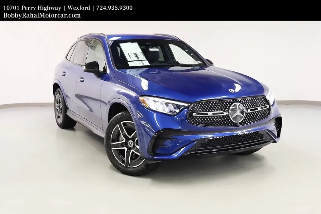 2025 Mercedes Benz GLC 300 4MATIC photo 1