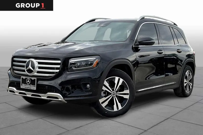 2025 Mercedes Benz GLB 250 4MATIC photo 1