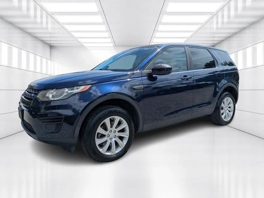 2016 Land Rover Discovery Sport SE photo 1