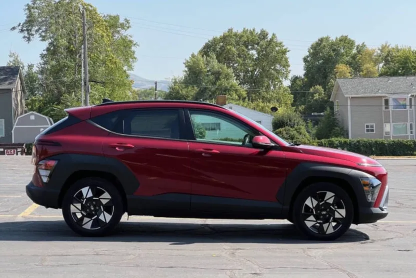 2024 Hyundai Kona SEL photo 1