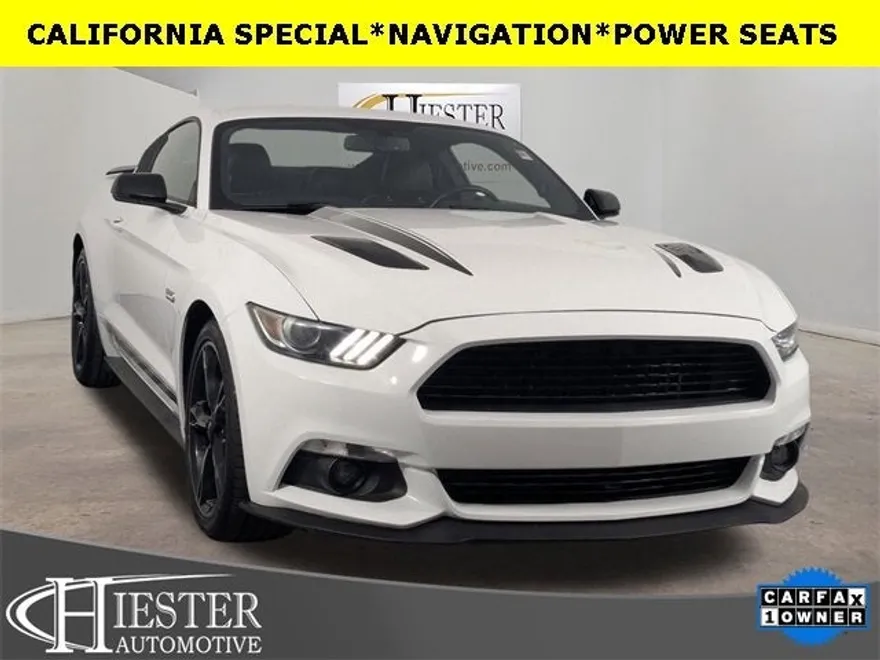 2017 Ford Mustang GT Premium photo 1