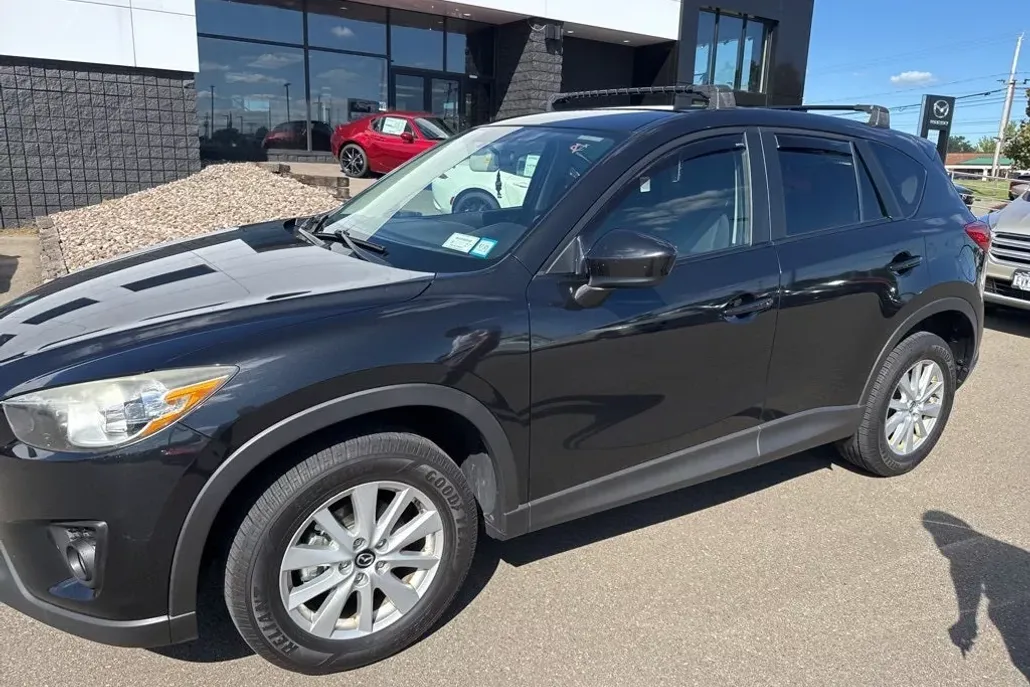 2013 Mazda CX-5 Touring photo 1