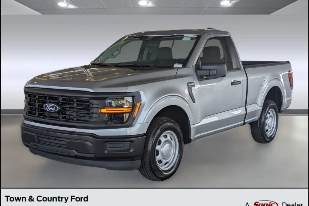 2025 Ford F-150 XL photo 1