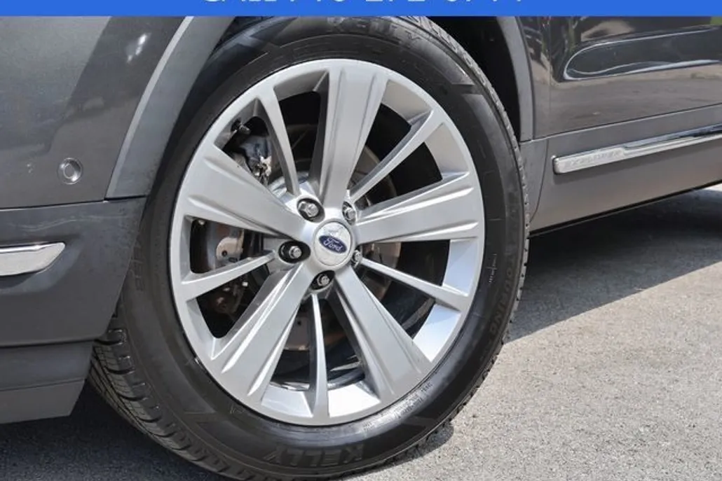 2018 Ford Explorer Limited photo 1