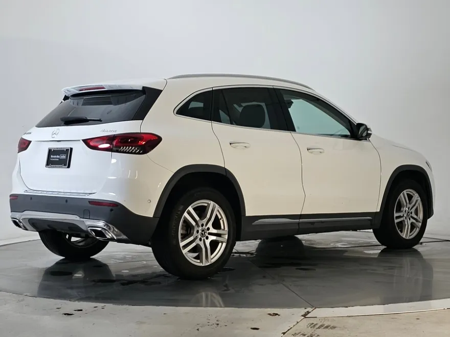 2023 Mercedes Benz GLA 250 4MATIC photo 1