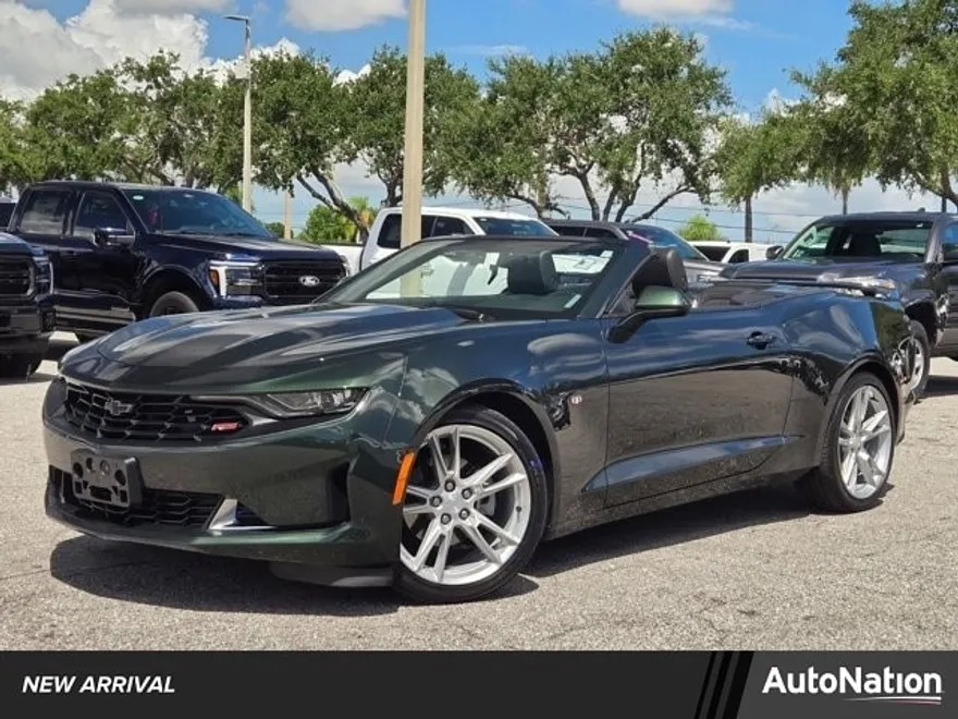2020 Chevrolet Camaro 2LT photo 1