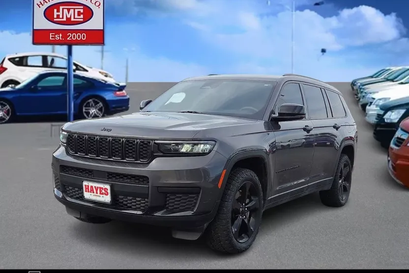 2023 Jeep Grand Cherokee Altitude photo 1