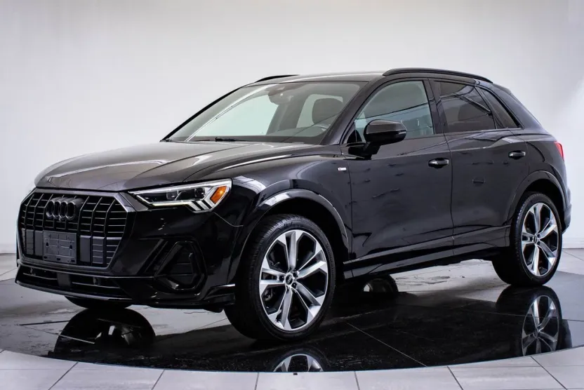 2022 Audi Q3 S line Premium Plus photo 1