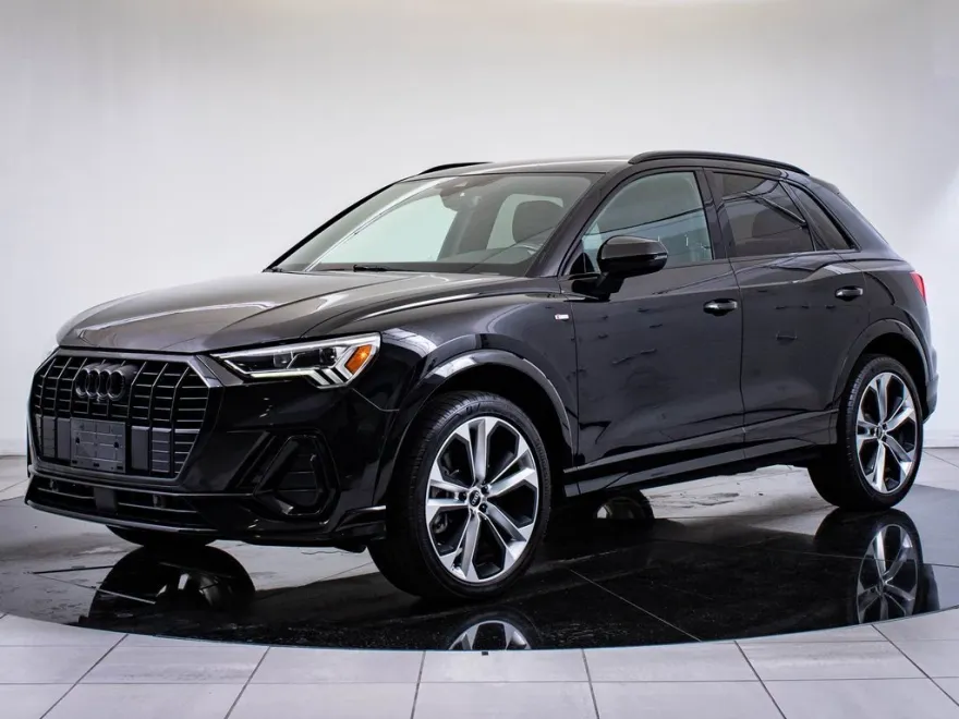 2022 Audi Q3 S line Premium Plus photo 1