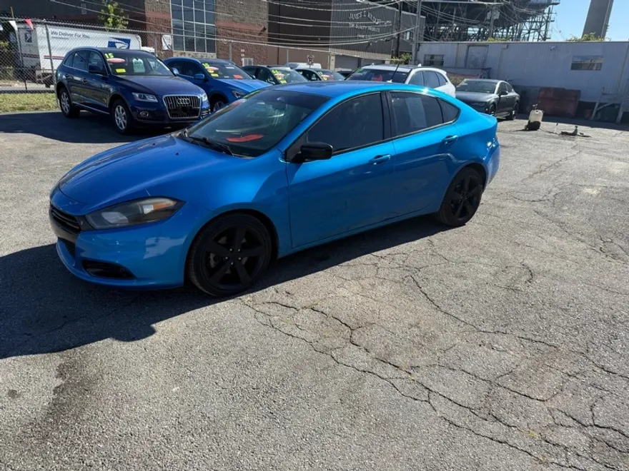 2015 Dodge Dart SXT photo 1
