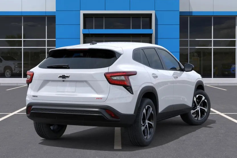 2025 Chevrolet Trax photo 1