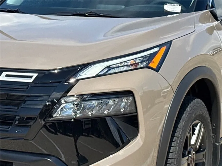 2026 Nissan Rogue SV photo 1